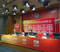 Kaiyun官网入口-瓦伦西亚迎中超关键赛，赛后篮板制胜，话题不断，临场指挥获称赞