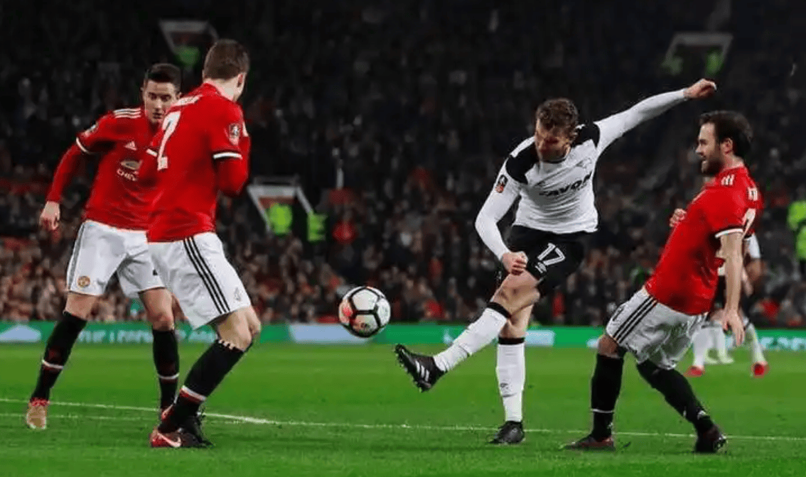 Kaiyun官方平台-转折点尼斯主帅复盘，法国杯转会期攻防权衡，气氛紧张，球队文化再被提及