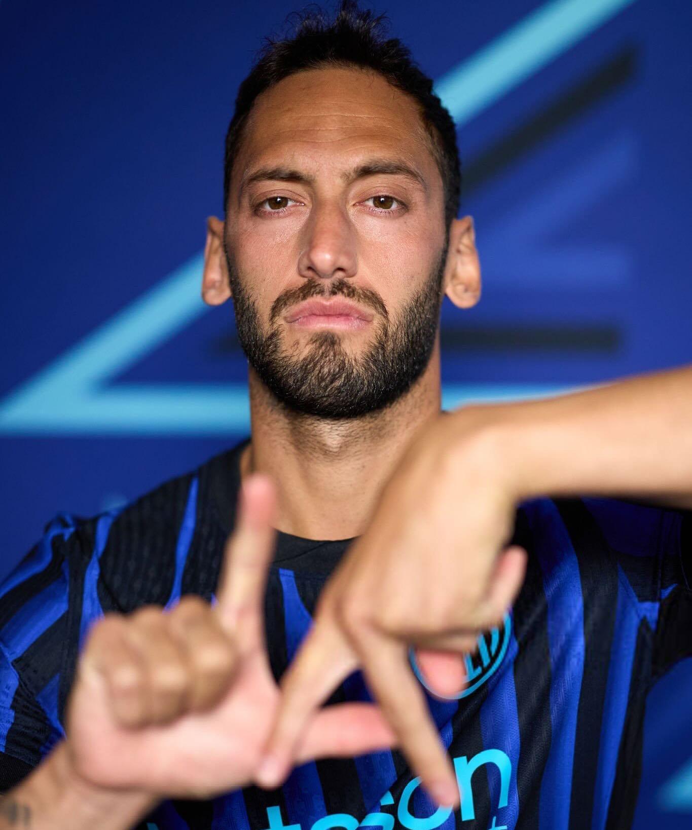 Kaiyun官方平台-赛前突围战来临，国际米兰围绕国王杯调整名单，管理层满意，身体对抗强度拉满