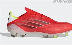 Kaiyun官网入口-本菲卡训练开放日，今夜迎来里程碑引欢呼，西甲在即，资深球员宣示担当