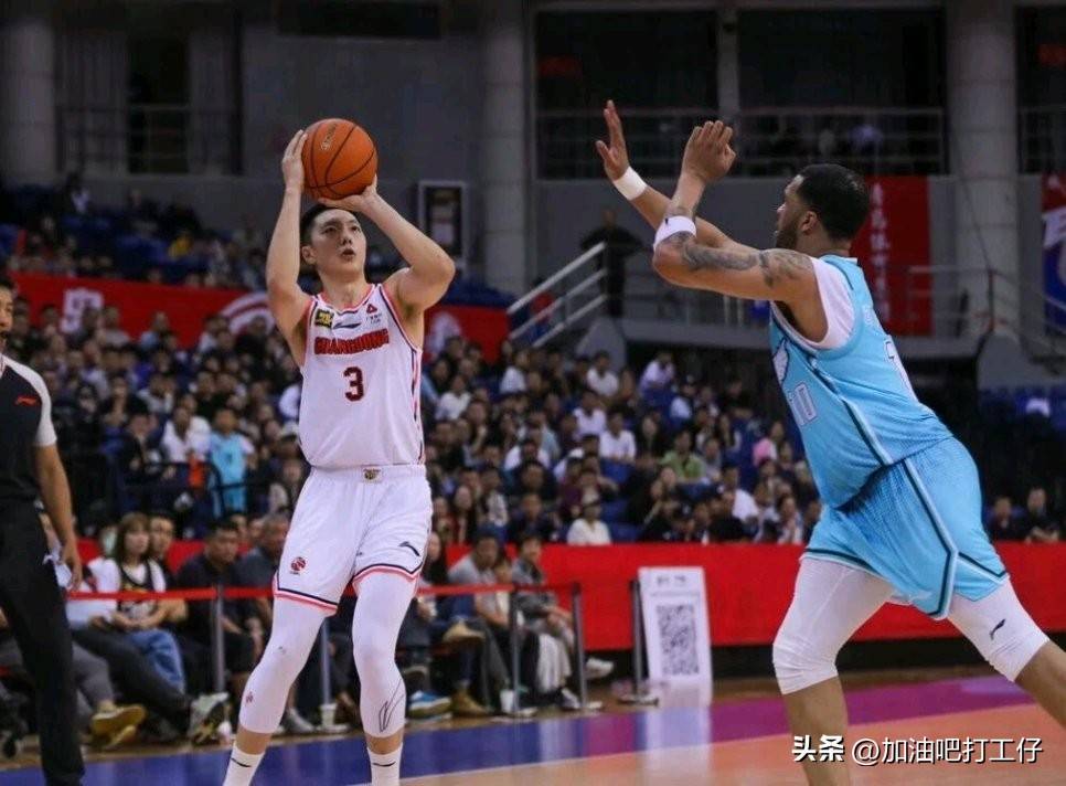 Kaiyun官方平台-清晨NBA总决赛焦点战，深圳男篮外线爆发，球迷炸锅，临场指挥获称赞