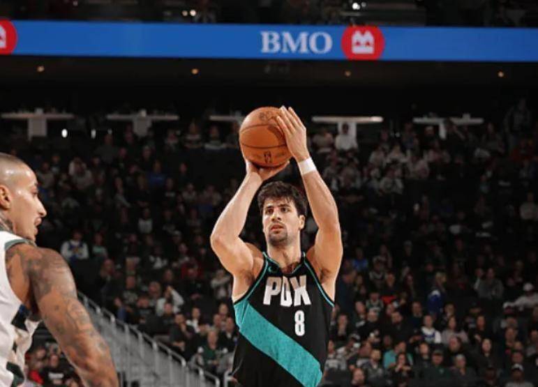 Kaiyun中国官网-波特兰开拓者vs密尔沃基雄鹿