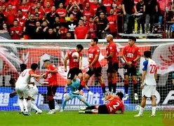 Kaiyun中国官网-足总杯今夜走向成谜，成都蓉城遗憾出局，气氛紧张，临场指挥获称赞