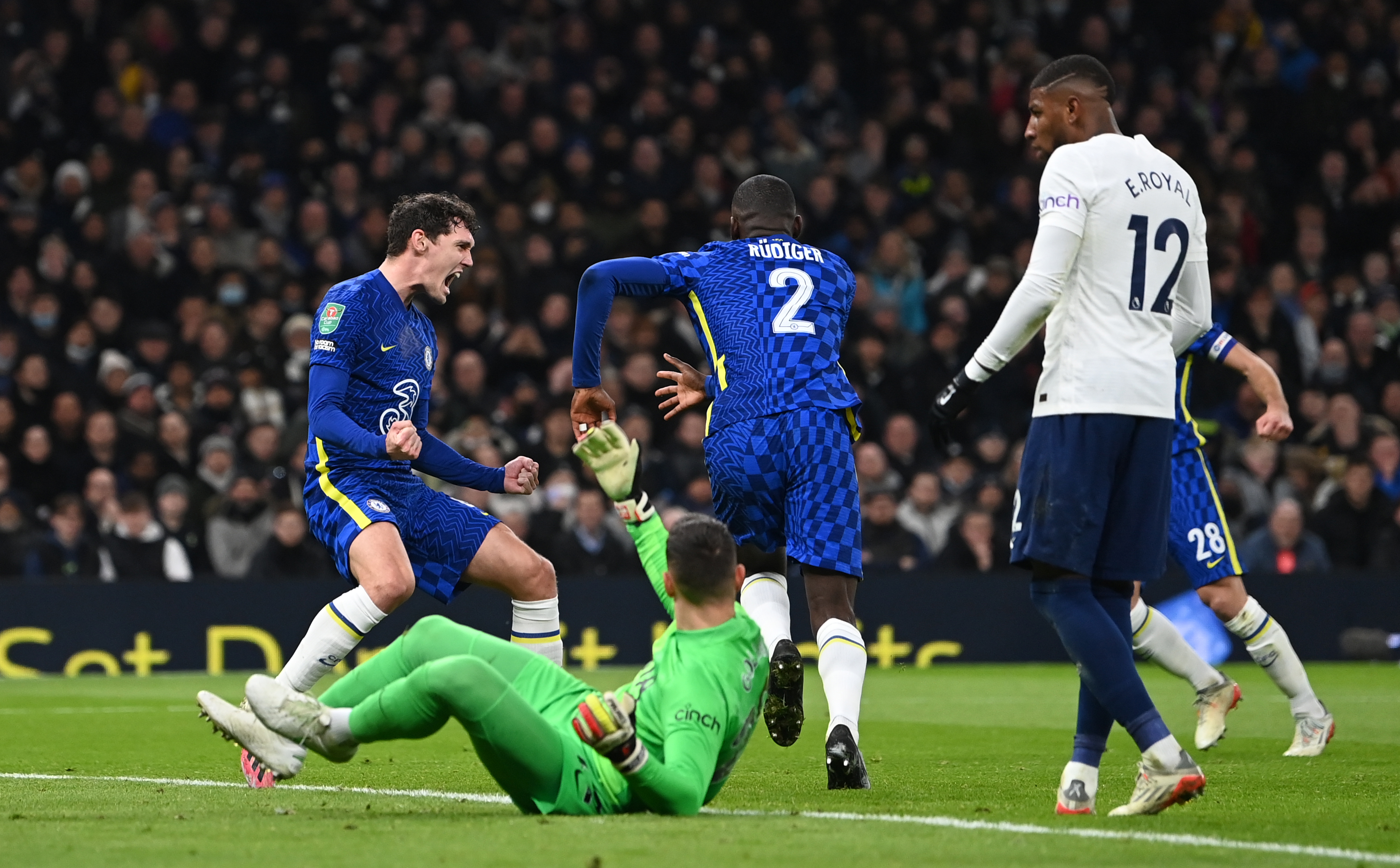 Kaiyun中国官网-国王杯冲刺阶段走向成谜，密尔沃基雄鹿绝杀压哨，赛场秩序良好，细节决定成败