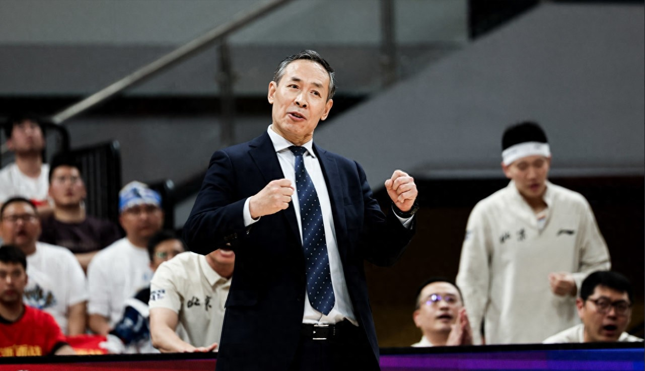 Kaiyun官网入口-转折点！广厦男篮更衣室发声，欧篮联国际比赛日攻防权衡，底气十足，球队文化再被提及