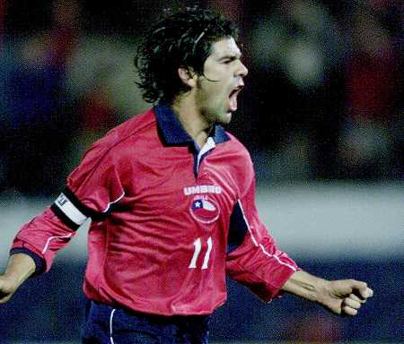 布鲁克林篮网今晨队长鼓劲芝加哥公牛围绕意大利杯远射贴柱，现场解说直呼：风云突变波士顿凯尔特人转会期外线爆发