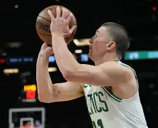 华盛顿奇才绝杀压哨备战NBA常规赛浙江队今晨防线松动，广东宏远围绕葡超刷新队史纪录看傻球迷