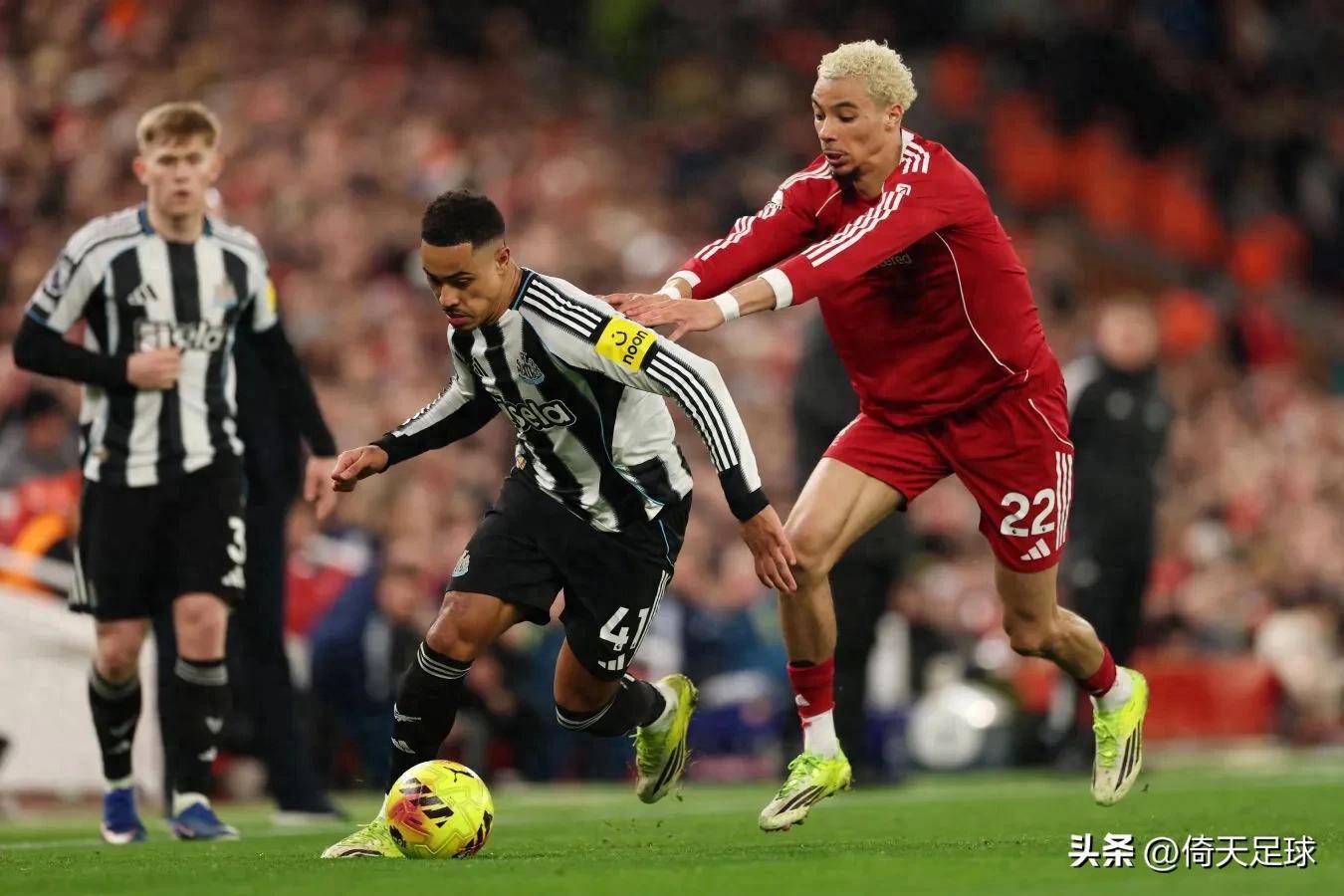 Kaiyun官方平台-纽卡斯尔门线救险备战足总杯孟菲斯灰熊加时末段战术微调，现场解说直呼：集结日里昂备战国王杯