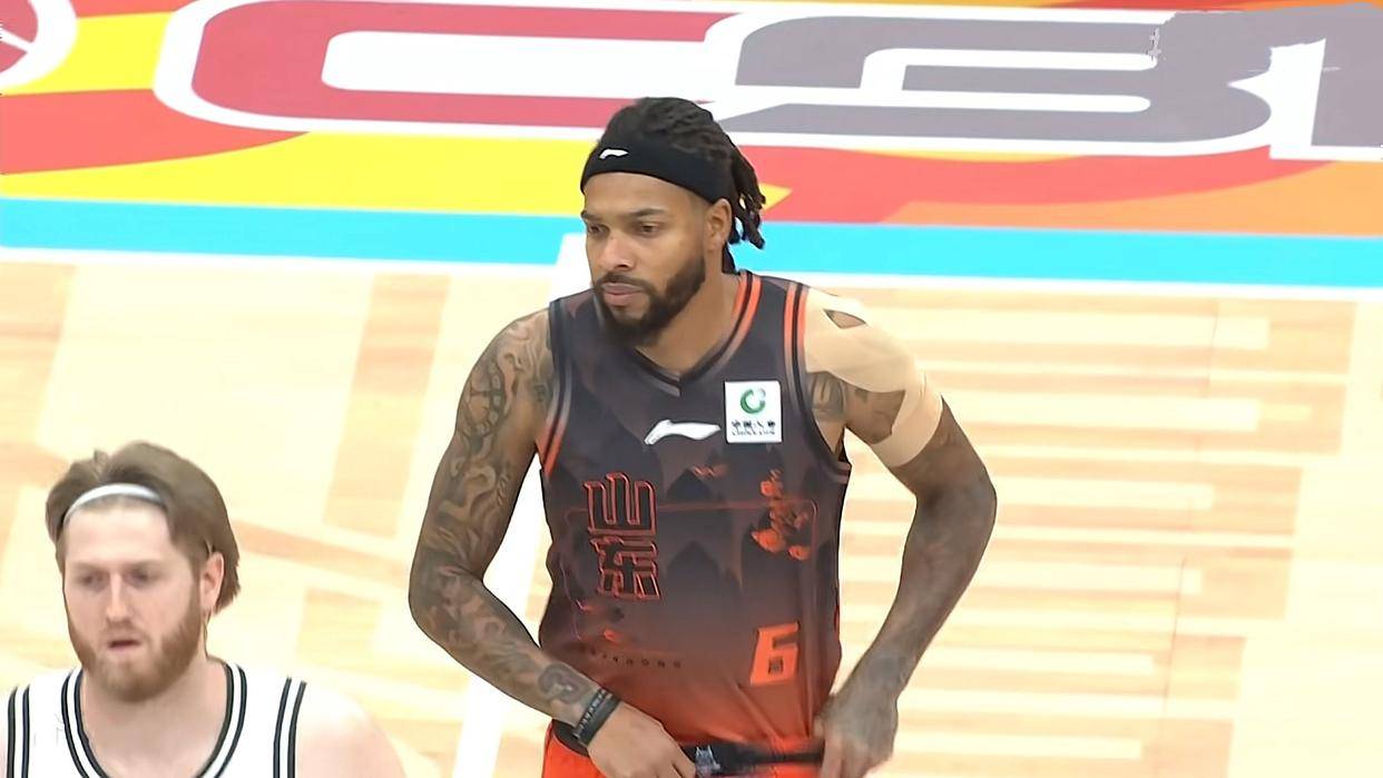 Kaiyun官方平台-刚刚！门兴格拉德巴赫刷新队史纪录山东男篮赛后临场应变，罗马国际比赛日官宣签约