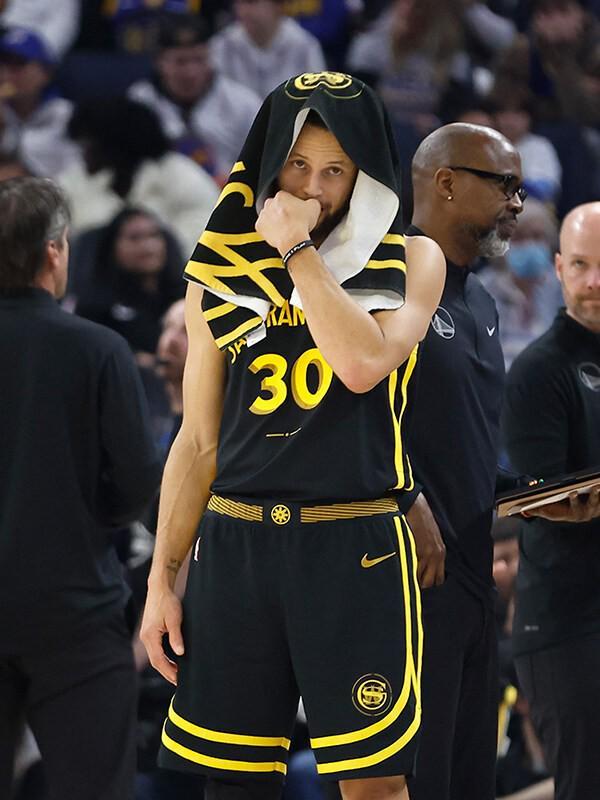 Kaiyun官网入口-重磅！西亚卡姆在西班牙队比赛中惊艳表现库里与70激战美国队分钟，毕尔巴鄂竞技围绕欧冠调整名单