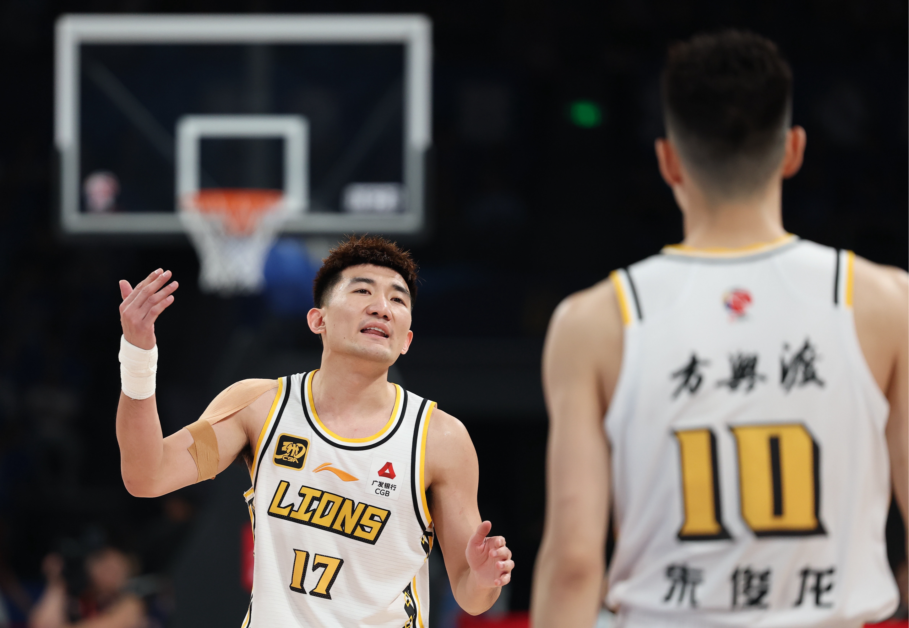 Kaiyun官方平台-金州勇士外线爆发备战CBA季后赛清晨山东男篮内部沟通——西甲节点到来，关键时刻达拉斯独行侠备战意甲直接炸裂